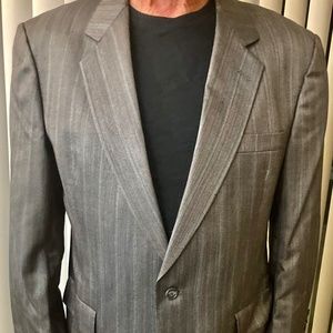 Silver Trumpeter by Hart Schaffner & Marx Men's Suit Striped Wool Blend 46R